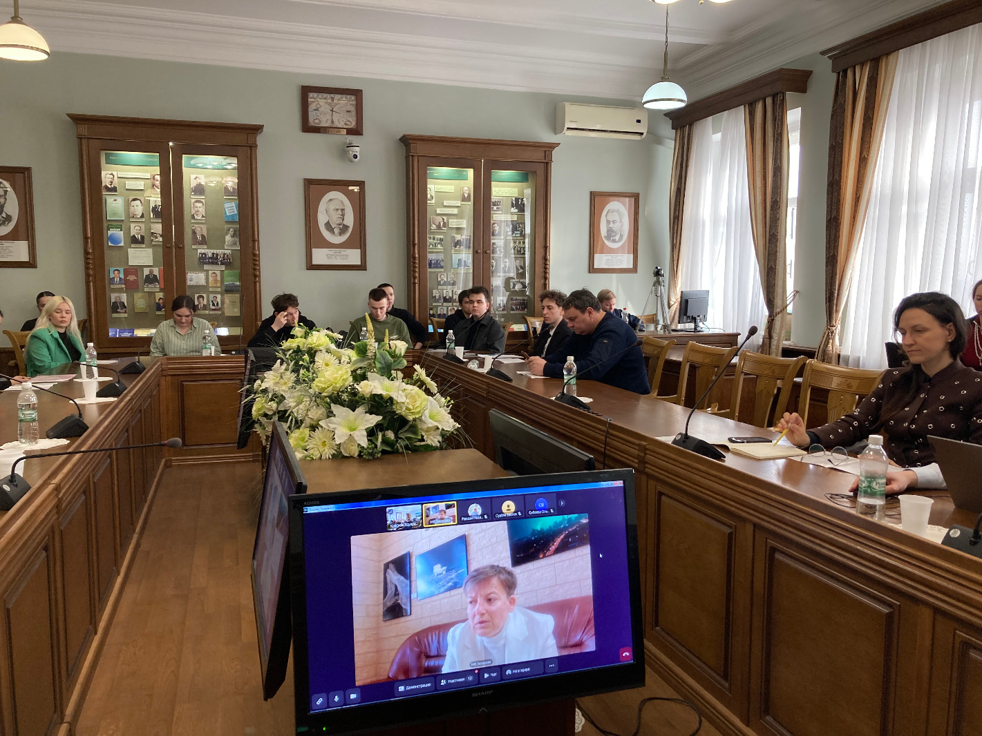 21 марта на Юридическом факультете Казанского (Приволжского) федерального университета состоялась международная научная конференция 'Правовые традиции и заимствования в развитии правовых систем'. 21 марта на Юридическом факультете Казанского (Приволжского) федерального университета состоялась международная научная конференция 'Правовые традиции и заимствования в развитии правовых систем'.