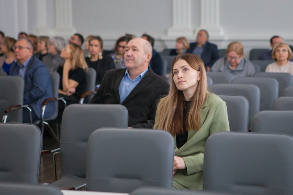 � ���������� ��������� ��������� ������ �����