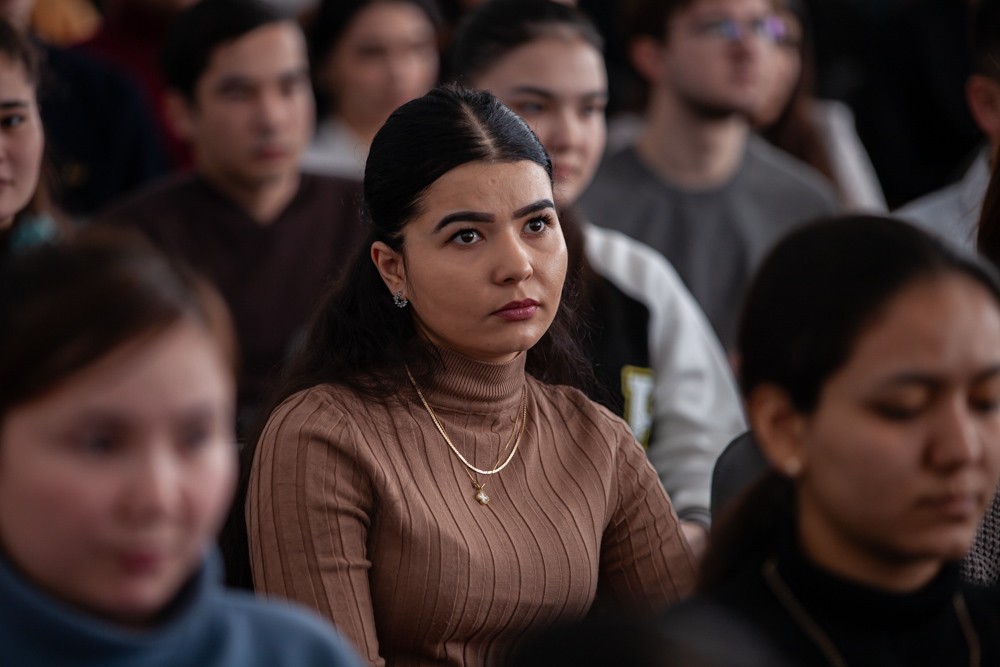 ����������� ������ ������������� � �. ������ ������� � ���������� ��������� ���