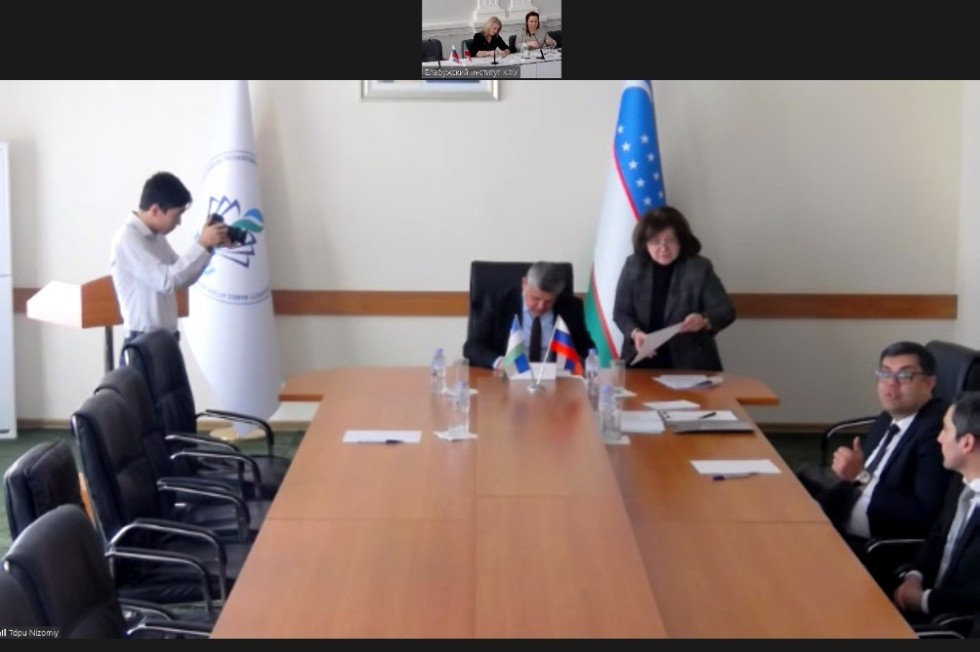 Состоялось подписание договора о сотрудничестве между Елабужским институтом КФУ и Ташкентским государственным педагогическим университетом имени Низами