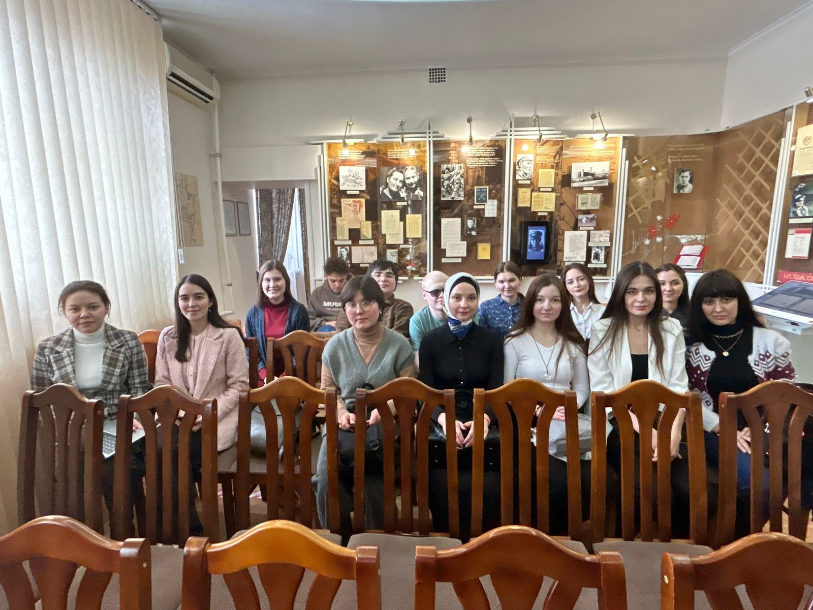 М.Җәлил исемендәге Республика премиясе ияләре белән очрашу М.Җәлил исемендәге Республика премиясе ияләре белән очрашу