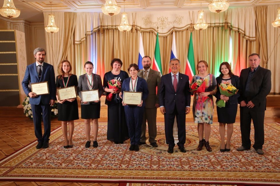 В Казани наградили победителей и призеров всероссийских олимпиад школьников В Казани наградили победителей и призеров всероссийских олимпиад школьников