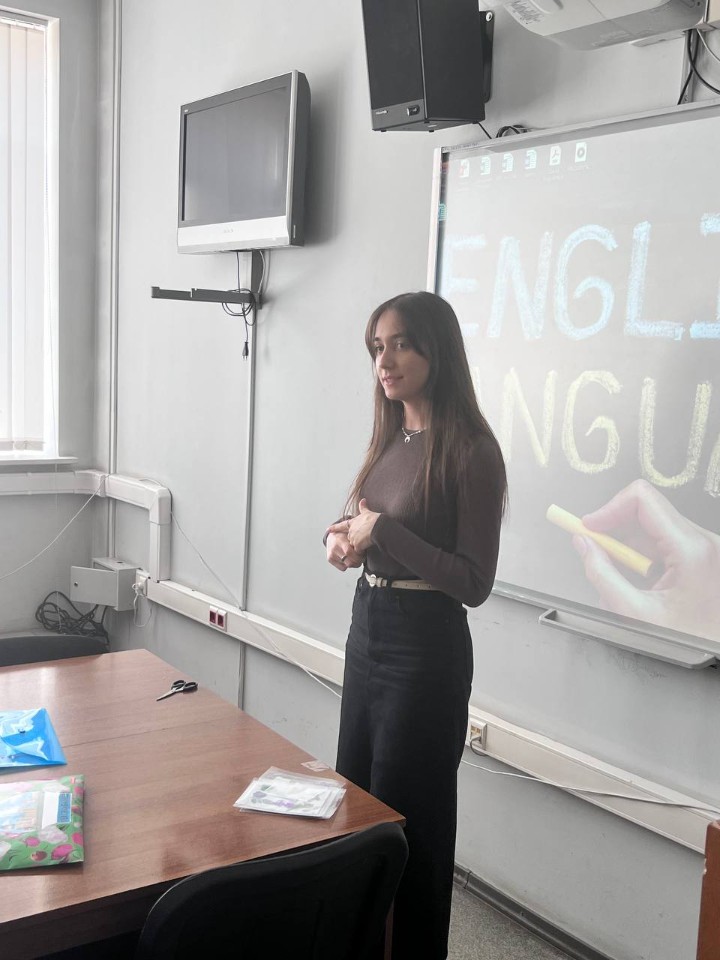 Прошли курсы повышения квалификации 'Формирование культурной языковой среды в условиях би- и полилингвизма в дошкольном образовательном учреждении' Прошли курсы повышения квалификации 'Формирование культурной языковой среды в условиях би- и полилингвизма в дошкольном образовательном учреждении'