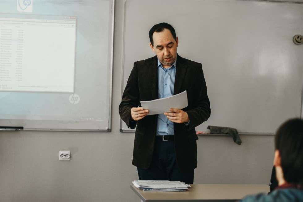 ����� ��������� ���� ������������� 