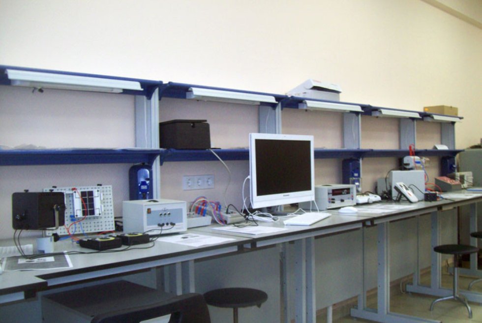 УЛ 'Общий физический практикум по физике конденсированных сред' УЛ 'Общий физический практикум по физике конденсированных сред'