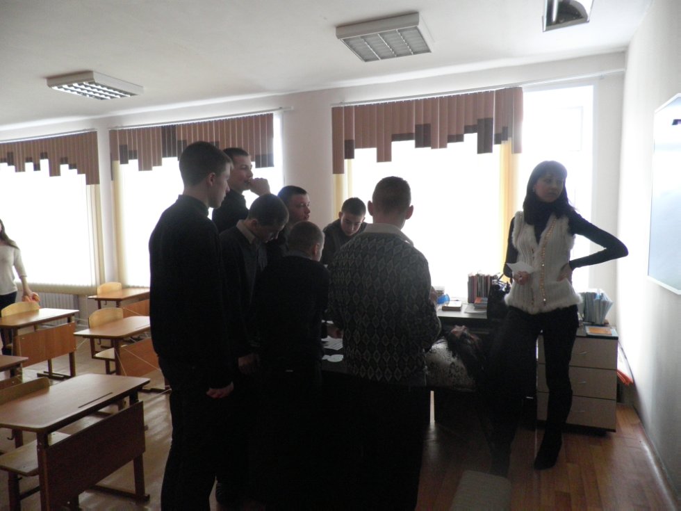 �������� ������ �������� ����� ������� � �������������� ������������ ������������