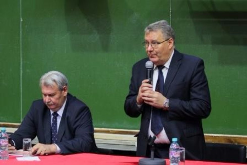 Сателлитная школа 'Современная ядерная физика и ядерная медицина' (3-4 сентября 2016 г.) Сателлитная школа 'Современная ядерная физика и ядерная медицина' (3-4 сентября 2016 г.)