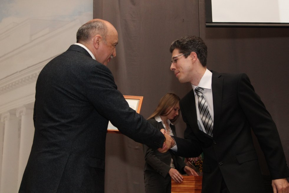 ������ ��� ������ ������� ������ ���������������� ������ �� �������������� ����������.