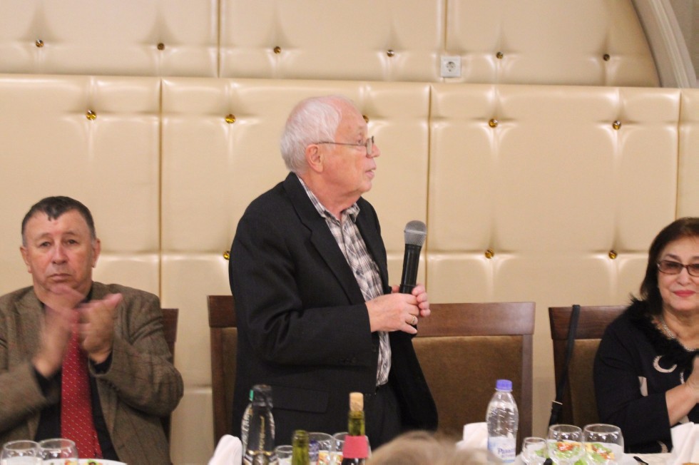 ���� ������