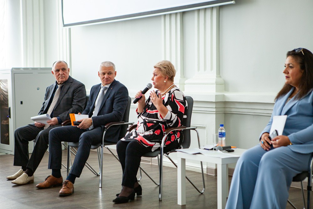 IX ������������ ������: ������� (����)