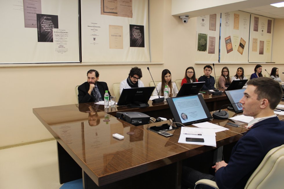 ������� ���� � ���������� �������������� �������������� ��������� ����� � ������ ��������� �� ������