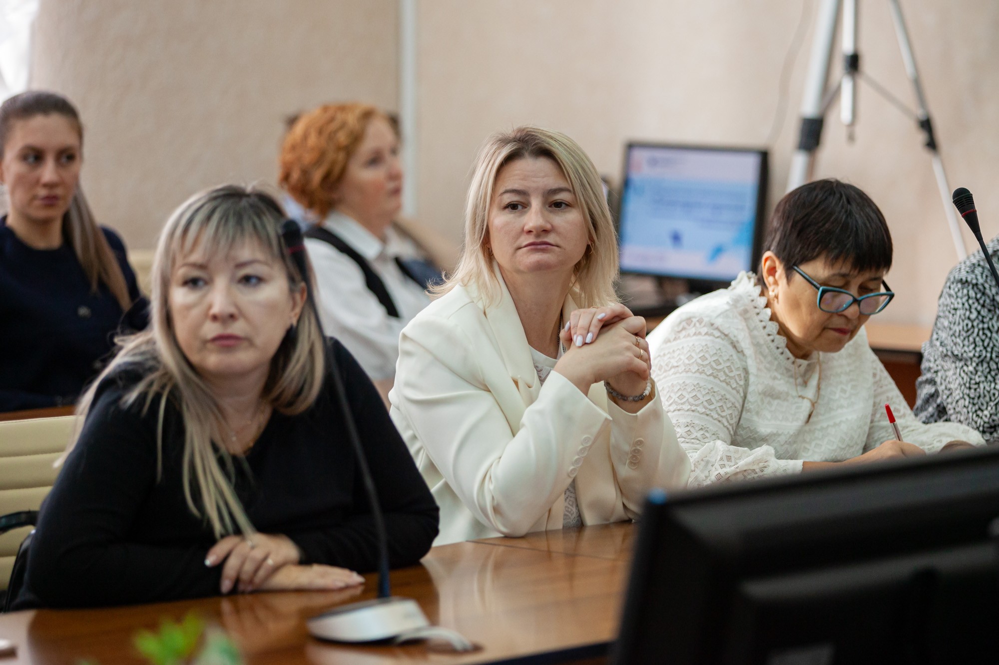 В Елабужском институте КФУ обсудили литературную педагогику на международной конференции В Елабужском институте КФУ обсудили литературную педагогику на международной конференции