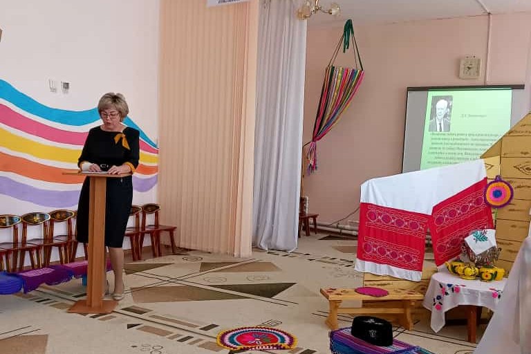 Мамадыш шəһəрендə август конференциясе кысаларында методик утырышта тɵбəк компонентын тормышка ашыру аша мəктəпкəчə яшьтəге балаларга əхлакый, патриотик тəрбия бирү мəсьəлəлəре каралды Мамадыш шəһəрендə август конференциясе кысаларында методик утырышта тɵбəк компонентын тормышка ашыру аша мəктəпкəчə яшьтəге балаларга əхлакый, патриотик тəрбия бирү мəсьəлəлəре каралды