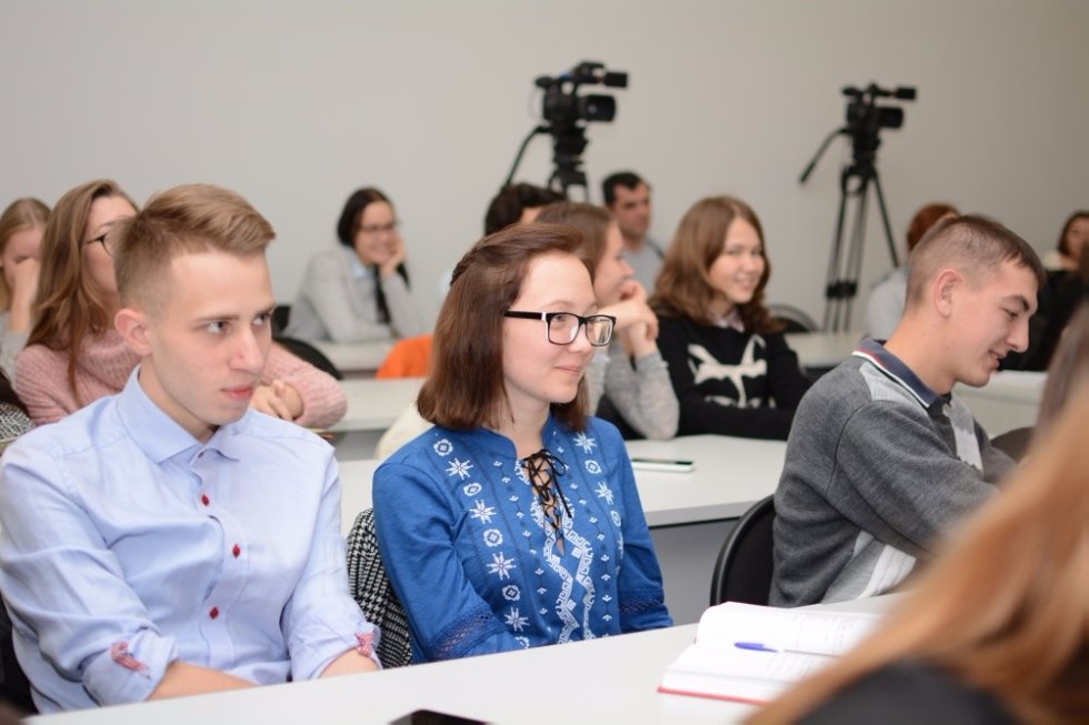 Ольга Ившина: 'Скучных мероприятий для хороших журналистов не бывает' Ольга Ившина: 'Скучных мероприятий для хороших журналистов не бывает'