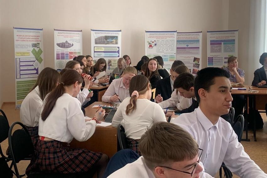 Лекции, тренинг, квиз, подготовка к ЕГЭ: в Бугульме прошли занятия психолого-педагогических классов Лекции, тренинг, квиз, подготовка к ЕГЭ: в Бугульме прошли занятия психолого-педагогических классов