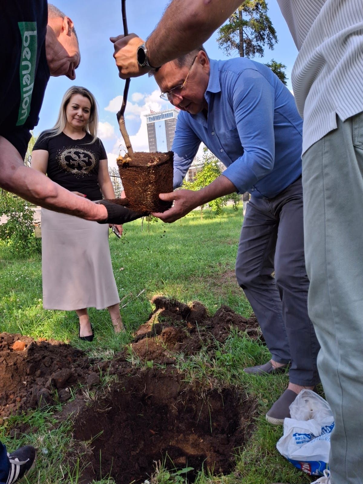 Крепнет сад ИФМиБ! Крепнет сад ИФМиБ!