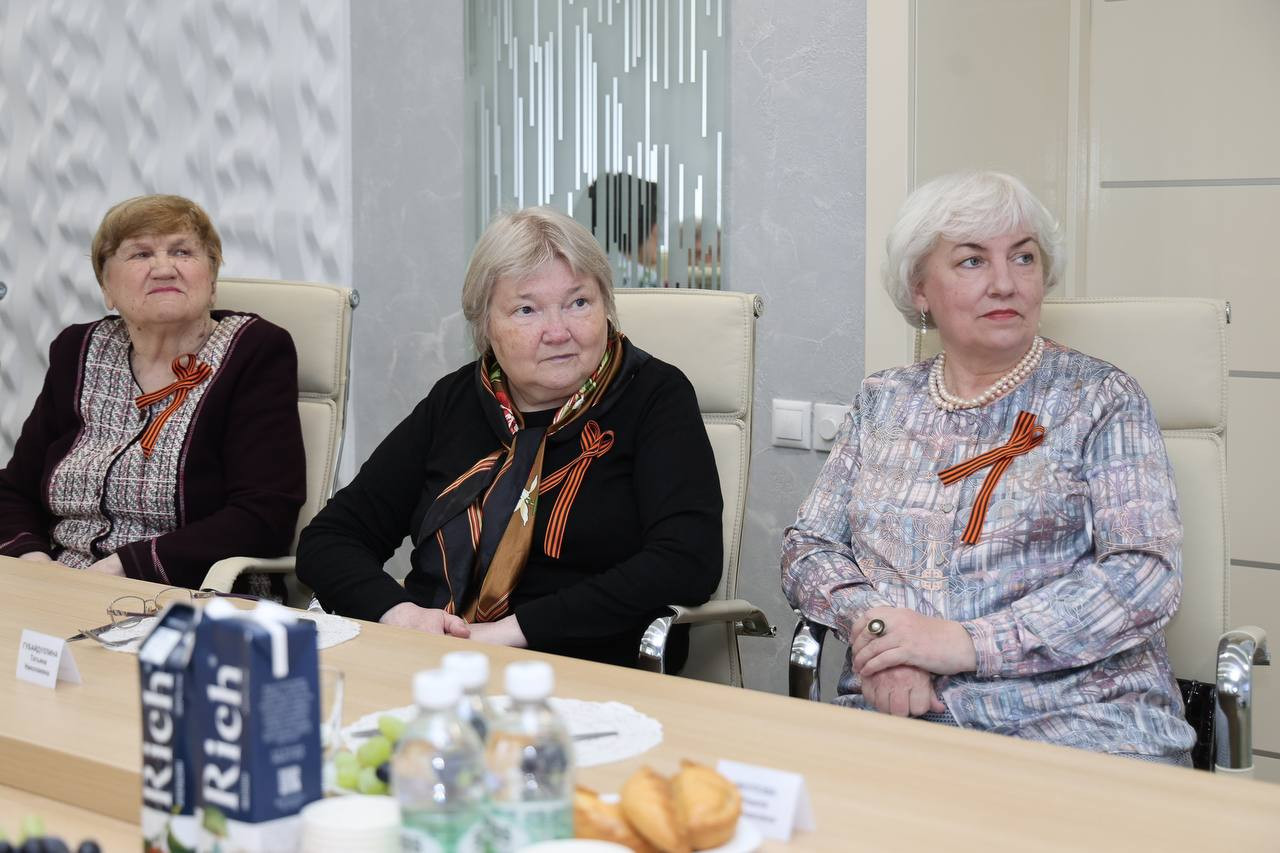 Meeting with veterans of the Institute Meeting with veterans of the Institute