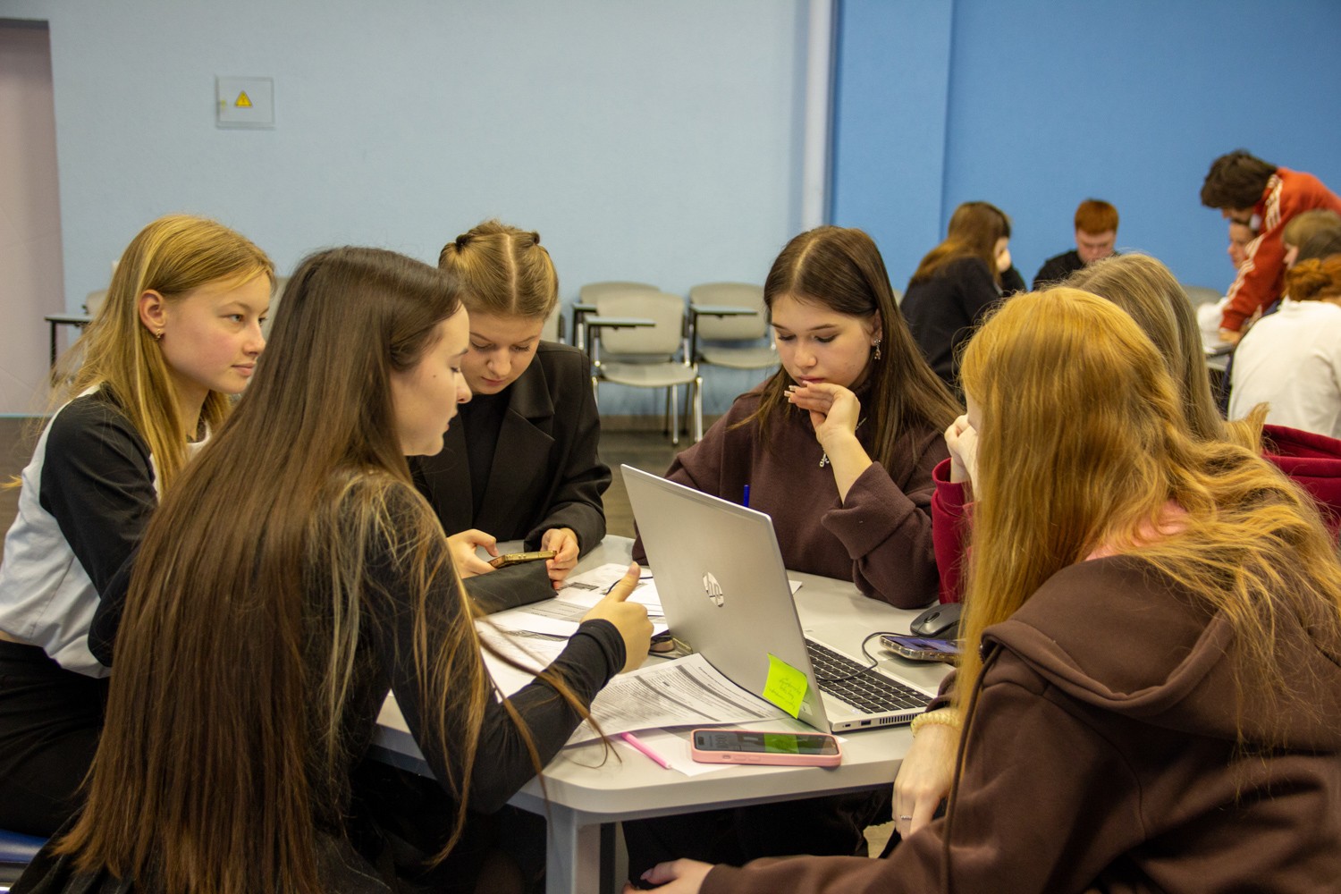 В Елабужском институте КФУ прошел юбилейный конкурс 'Созидательный труд школьников' В Елабужском институте КФУ прошел юбилейный конкурс 'Созидательный труд школьников'