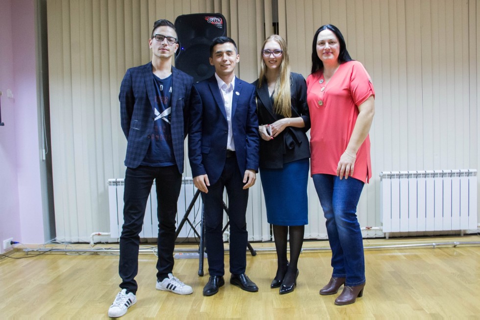 Вечерний понедельник в ДУ: дружеская встреча семьи ИСФН Вечерний понедельник в ДУ: дружеская встреча семьи ИСФН