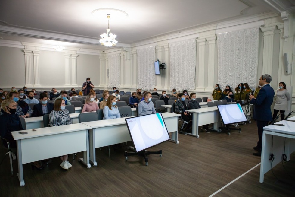 В Елабужском институте КФУ состоялось торжественное открытие Яндекс.Лицея В Елабужском институте КФУ состоялось торжественное открытие Яндекс.Лицея