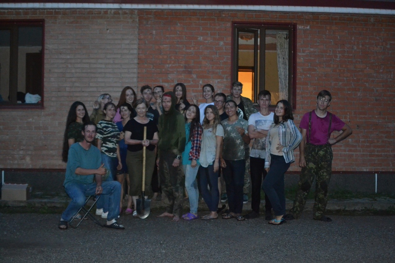 'Поезжайте, пожалуйста, на археологическую практику': впечатления культурологов от полевого сезона в Торецком 'Поезжайте, пожалуйста, на археологическую практику': впечатления культурологов от полевого сезона в Торецком