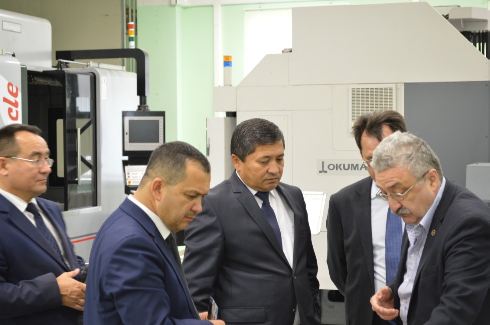 ��������� ������������� ���������-������������� ���������(����������) �������� ���������� �������� � ���������-������������ ������ ���