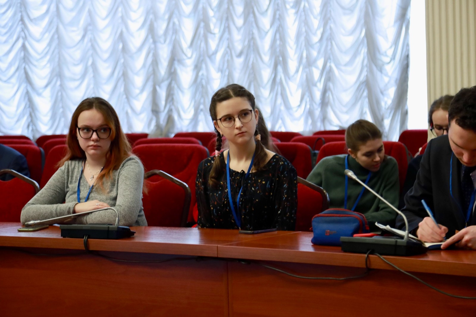 Наши студенты ? организаторы Модели ООН Наши студенты ? организаторы Модели ООН