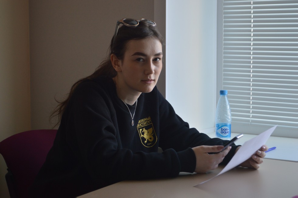 ����� ��������� ���� ������������� 