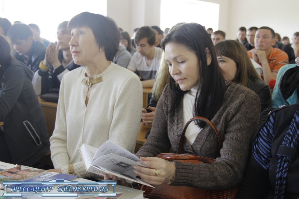 Факил Сафин: 'Научитесь красиво читать!' Факил Сафин: 'Научитесь красиво читать!'