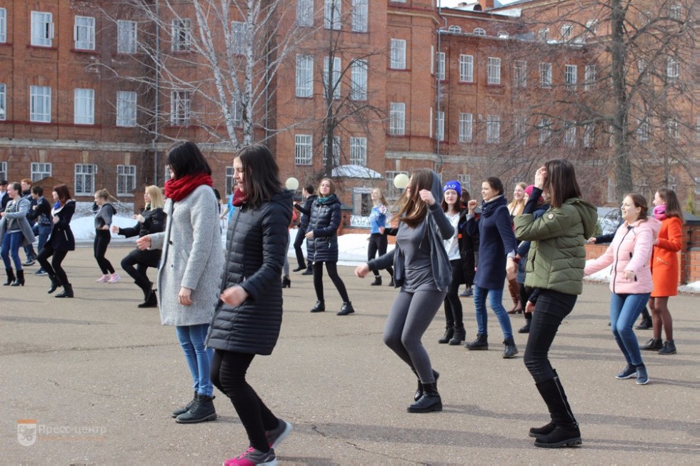 ���������� �������� ��� ������������� � ���������� ��� �������� (������������)