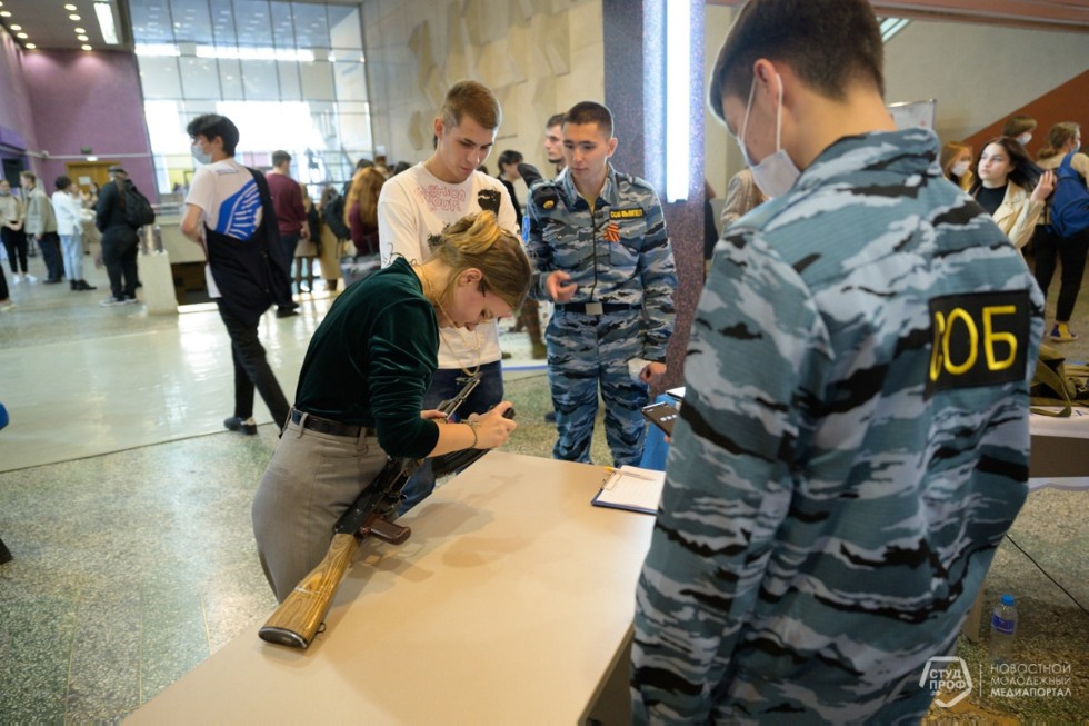 Мы очень рады долгожданной встрече с Вами ? первокурсники! Мы очень рады долгожданной встрече с Вами ? первокурсники!