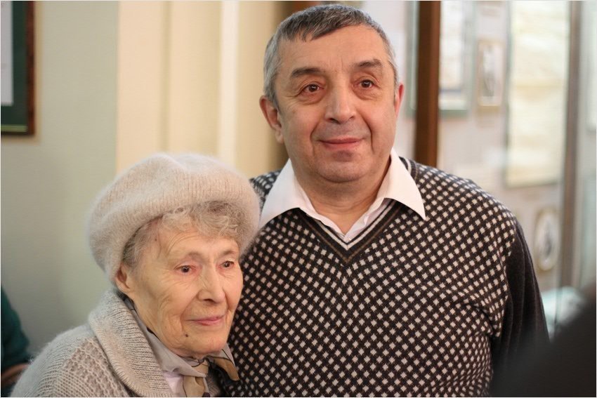 � 100-����� ��������� ��������� ��������