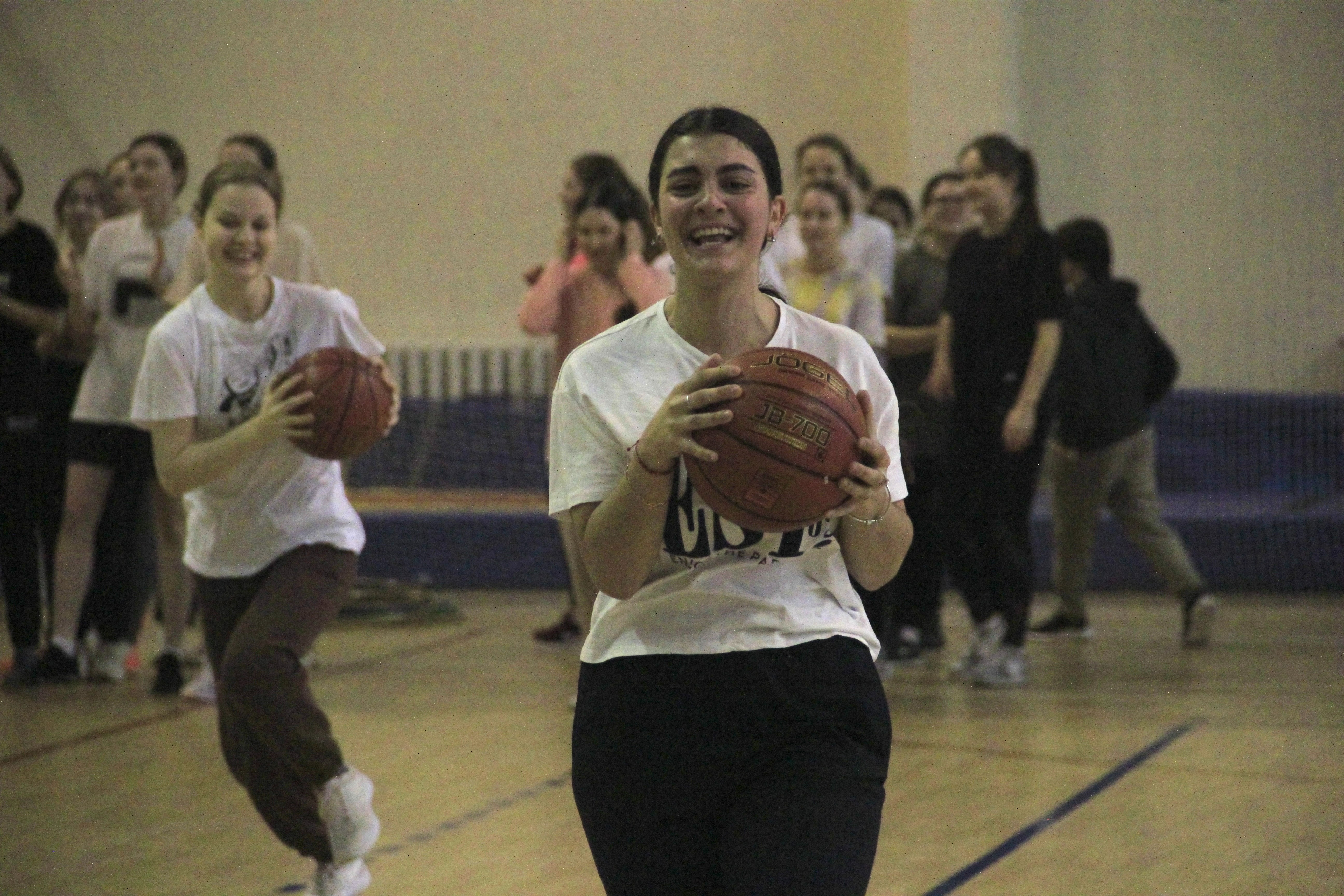 Быстрее! Выше! Сильнее! Быстрее! Выше! Сильнее!