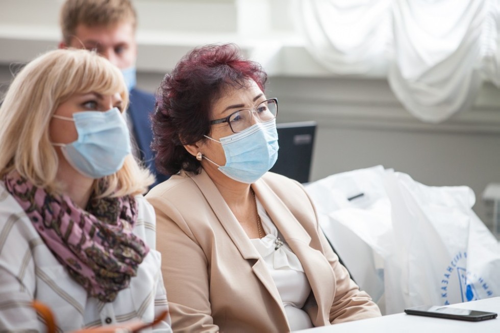 В Елабужском институте КФУ состоялось закрытие Международной научно-практической конференции 'VIII Махмутовские чтения: Интеграция региональной системы профессионального образования в европейское пространство' В Елабужском институте КФУ состоялось закрытие Международной научно-практической конференции 'VIII Махмутовские чтения: Интеграция региональной системы профессионального образования в европейское пространство'