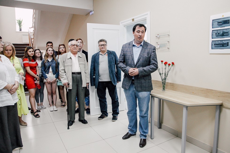 �������� ��������� ,���, ���, ������� �������