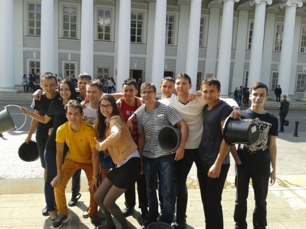 KFU students nominated Massachusetts University of Technology for the Ice Bucket Challenge