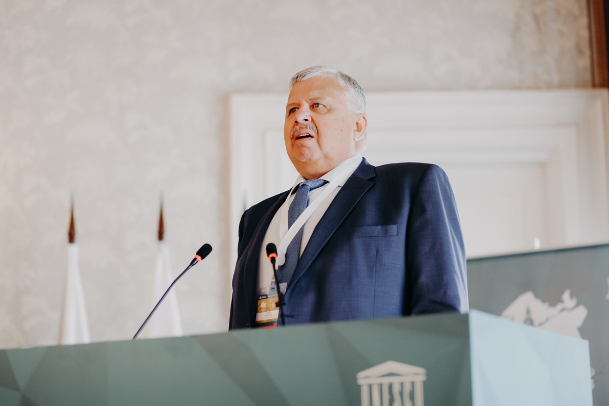 ������ ��� ����� �����: '���������� �������� ? ���� �� ����� �������� �������� ����� ������������'