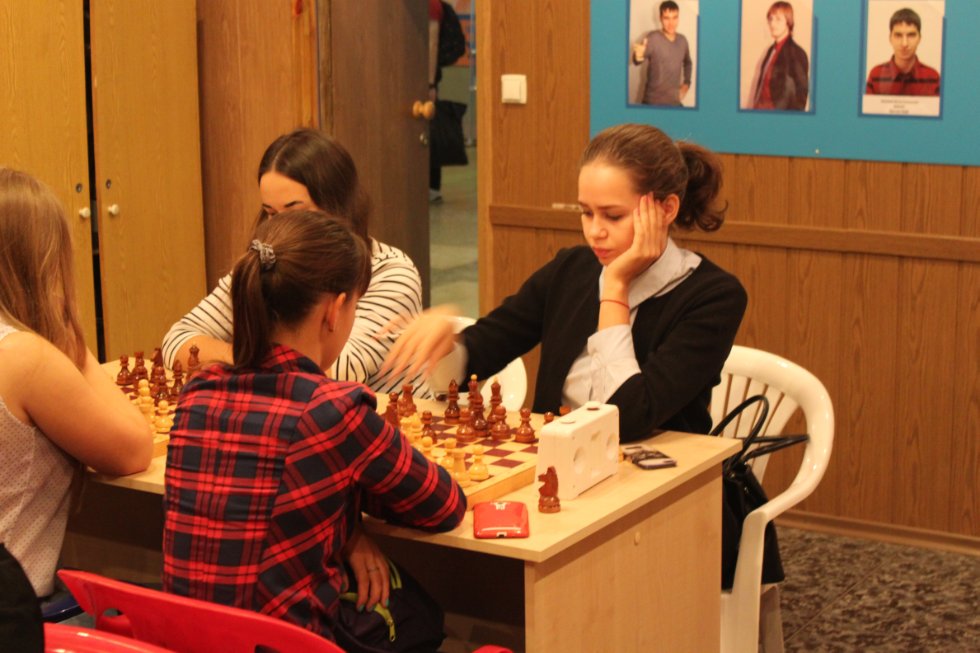 ���������� ��������� ����� ������ � ������