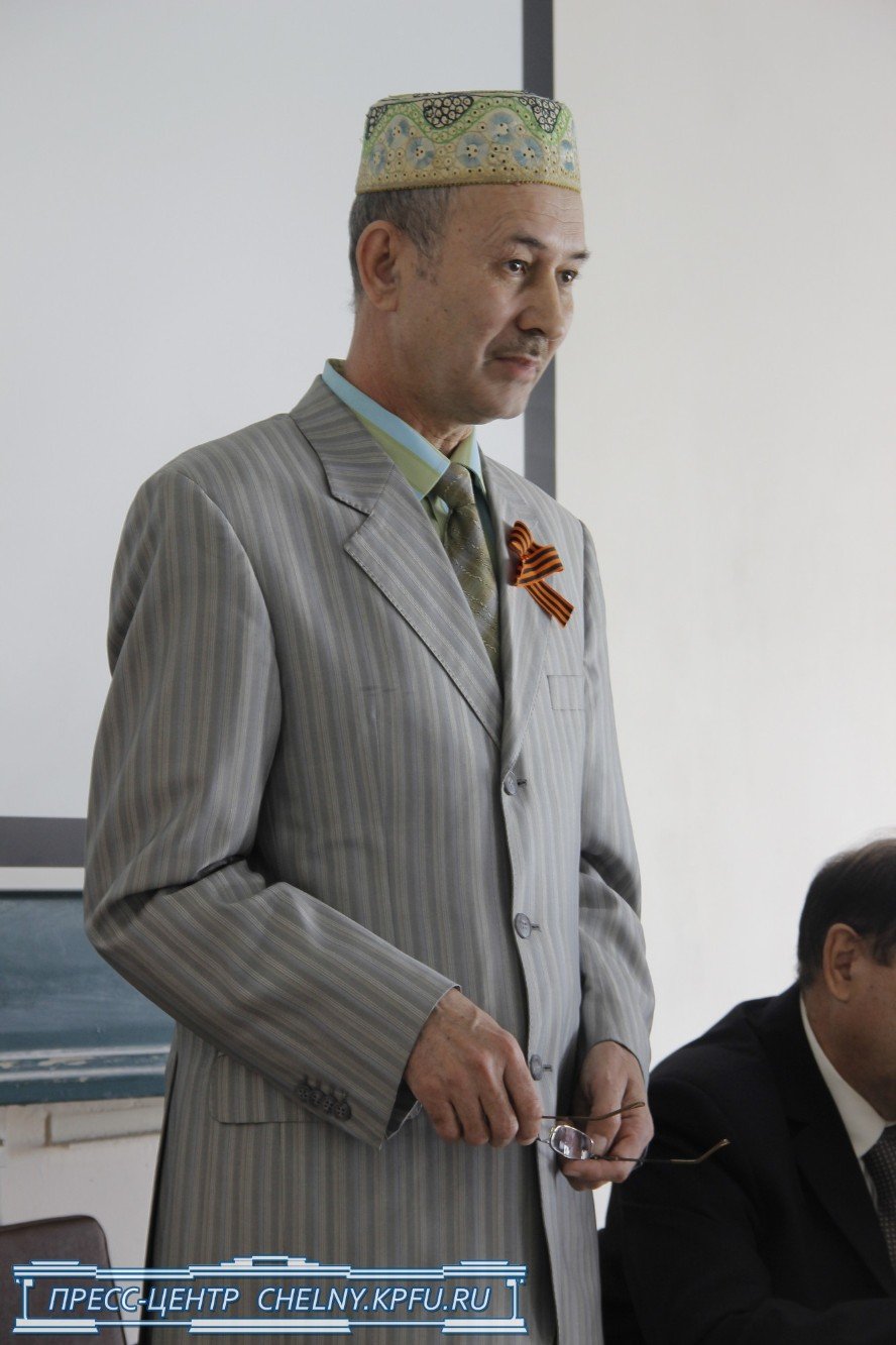 Факил Сафин: 'Научитесь красиво читать!' Факил Сафин: 'Научитесь красиво читать!'