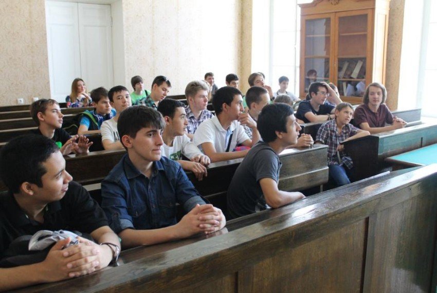 ��� ��������� ���������� ������ ����� ����� ������������ ������� IOI