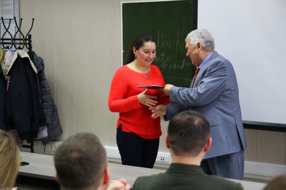 ����� ��������� ������������ 