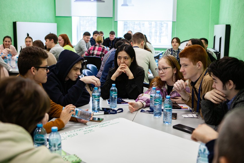 Трендвотчинг и генерация бизнес-идей на тренингах в Елабужском институте Трендвотчинг и генерация бизнес-идей на тренингах в Елабужском институте