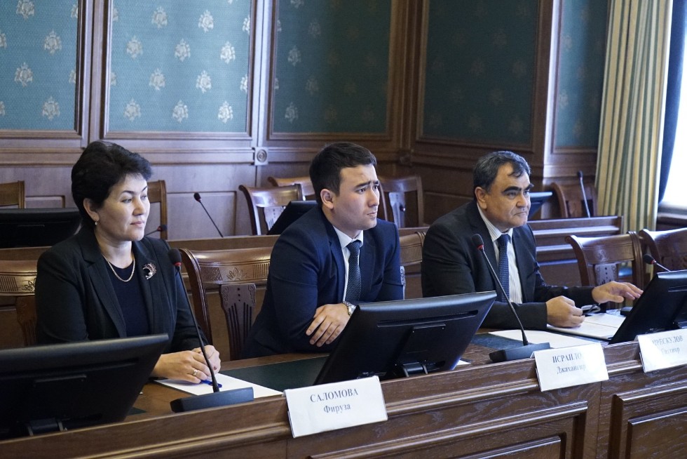 Tashkent Medical Academy delegation impressed by KFU Medical Simulation Center and plans to open one