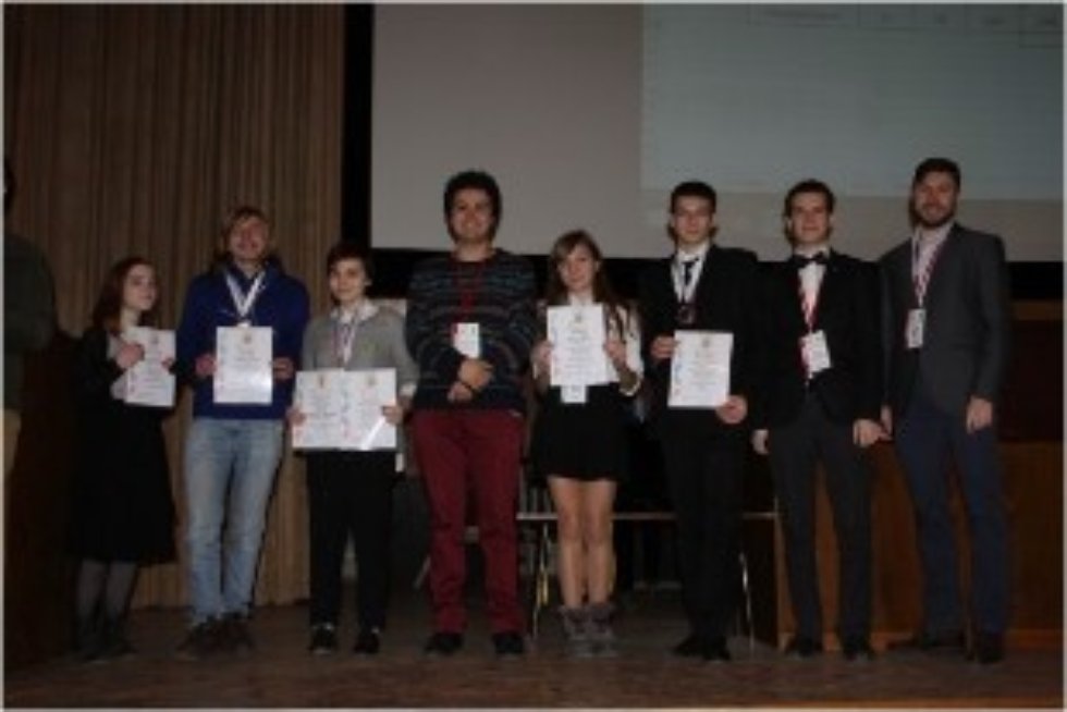 Команда биологов лицея вернулась с серебряной медалью со Всероссийского турнира юных биологов в командном первенстве Команда биологов лицея вернулась с серебряной медалью со Всероссийского турнира юных биологов в командном первенстве