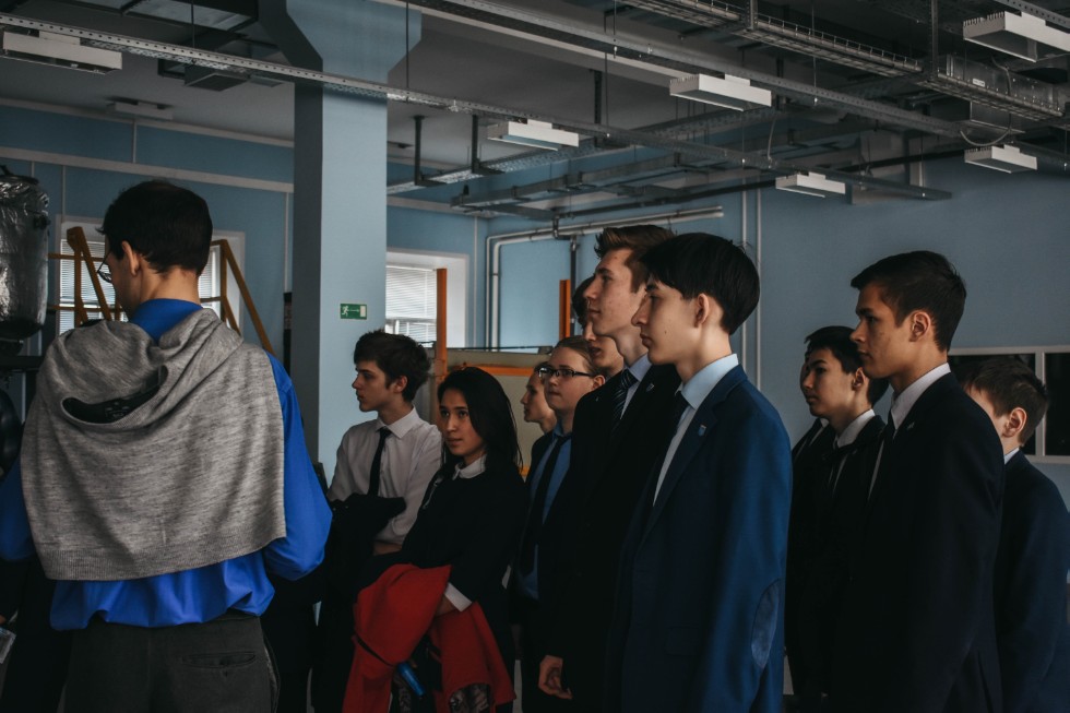 ����� ��������� ���� ������������� 