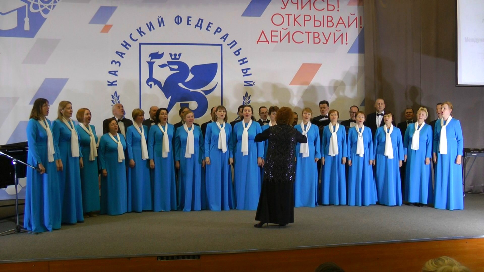 Гениальная музыка Чайковского прозвучала на музыкально-образовательном лектории Гениальная музыка Чайковского прозвучала на музыкально-образовательном лектории