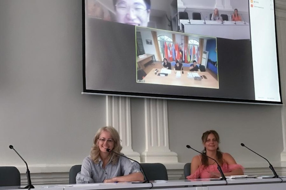 An online meeting of Elabuga Institute of KFU and Jiaxing University of China was held