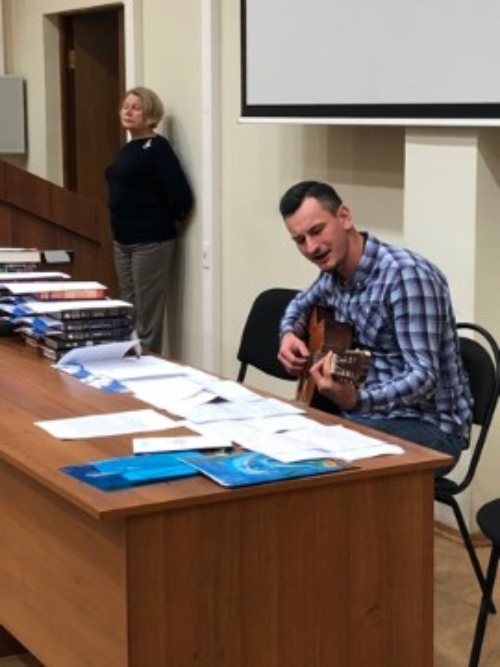 Ведущие актеры Казанского ТЮЗа на закрытии XVII Всероссийской научно-практической конференции 'Литературоведение и эстетика в XXI веке ('Татьянин день')' Ведущие актеры Казанского ТЮЗа на закрытии XVII Всероссийской научно-практической конференции 'Литературоведение и эстетика в XXI веке ('Татьянин день')'