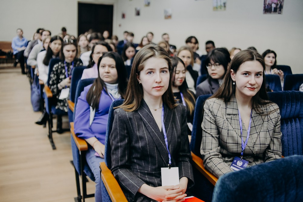 Торжественное закрытие Казанской модели ООН прошло в КФУ Торжественное закрытие Казанской модели ООН прошло в КФУ