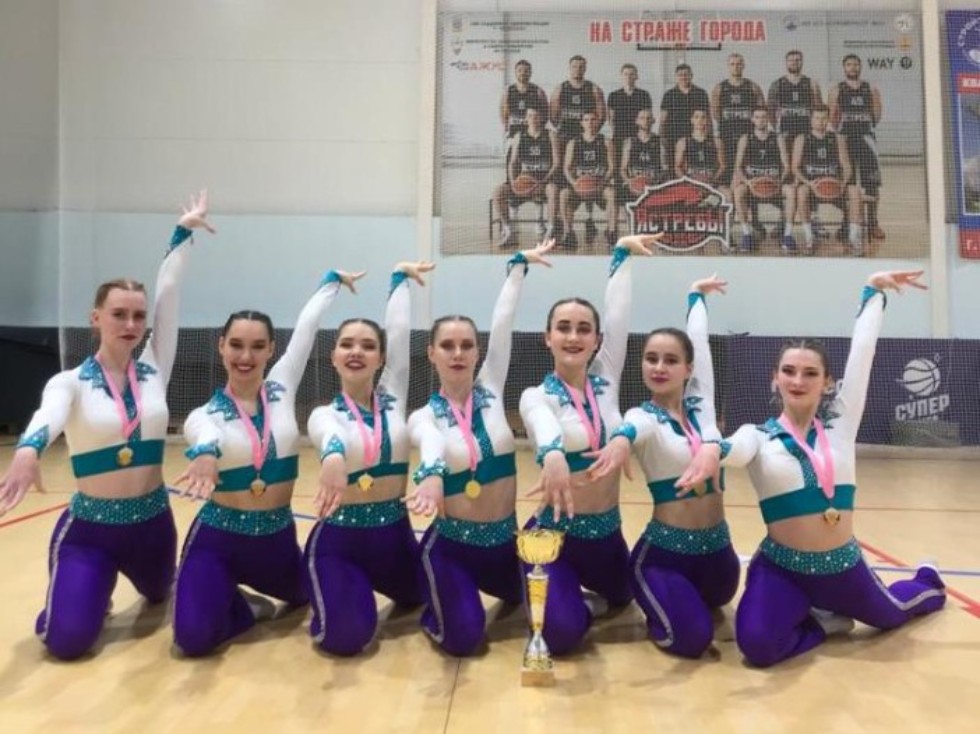 Two KFU teams triumphant in national fitness aerobics competition